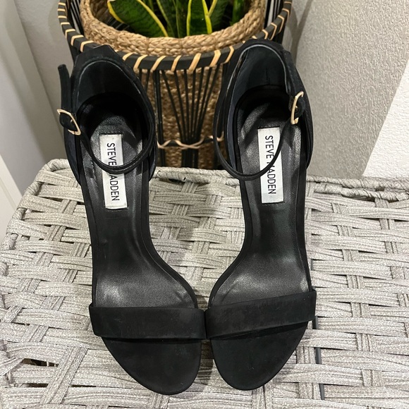 Suede platform Steve Madden heels - Picture 2 of 5